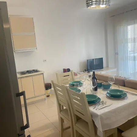 Apartman Edi House