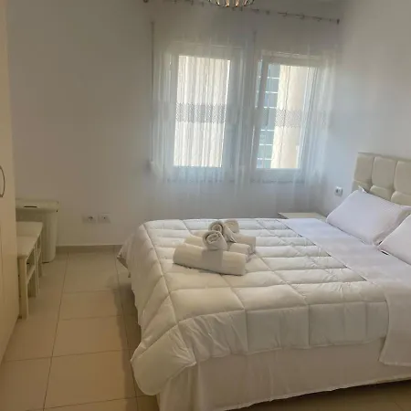 Apartman Edi House *