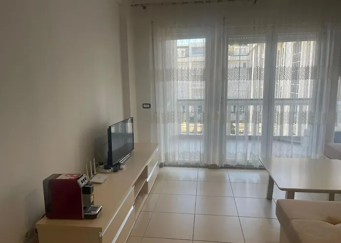 Edi House Apartmán *